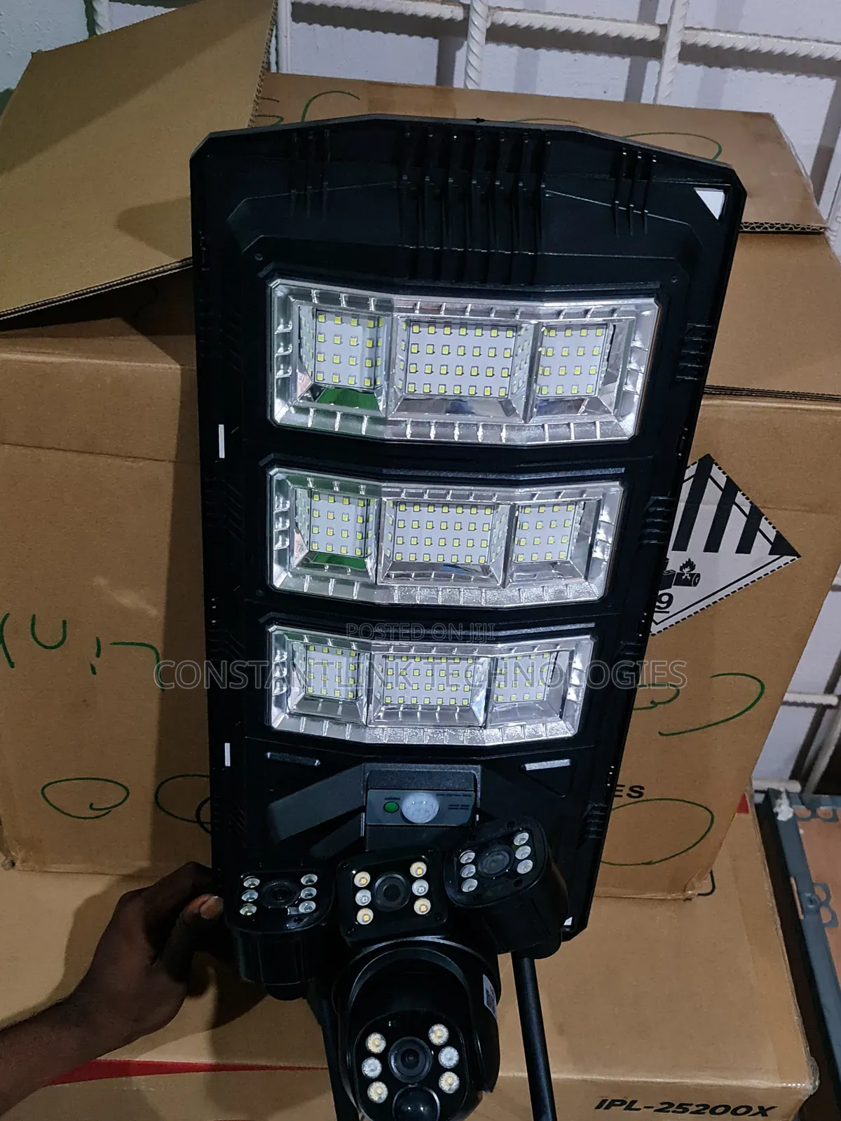 Ai Solar Camera + Lightning 2-in-1