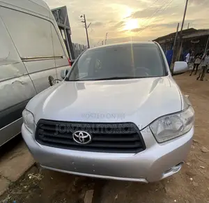 Toyota Highlander Limited 2010 Silver