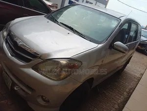 Toyota Avanza 2005 Silver
