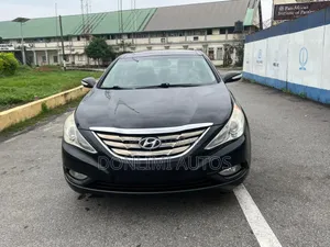 Hyundai Sonata 2013 Black