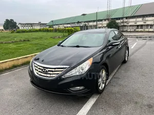 Hyundai Sonata 2013 Black