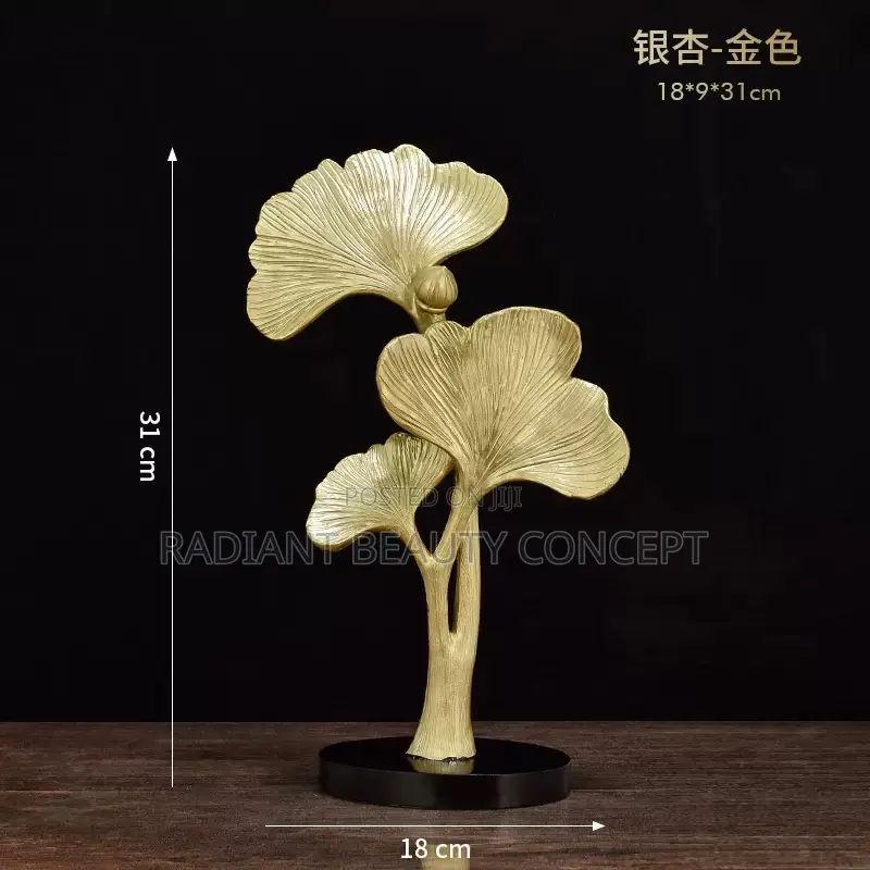 Ginkgo Leaf Resin Decor