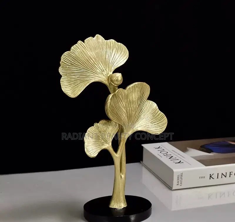 Ginkgo Leaf Resin Decor