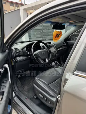 Kia Sorento SX 4dr SUV AWD (3.3L 6cyl 6A) 2015 Gray