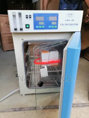 CO2 Incubator (Axiom UK)