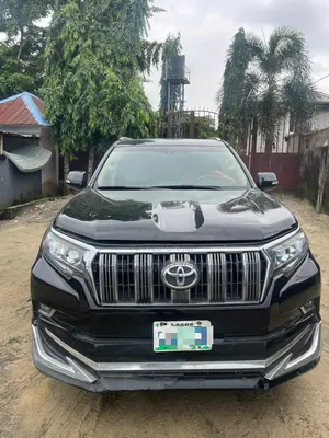 Toyota Land Cruiser Prado 2018 Black