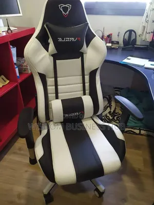 5-Star Base Gaming Chair With Padded Arm