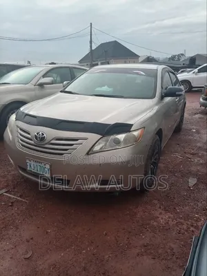 Toyota Camry 2008 Gold