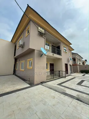 3bdrm Apartment in Akala Way Akobo for rent