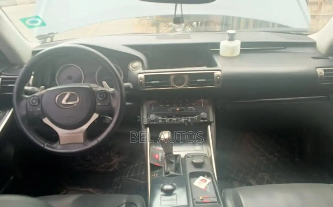 Lexus IS 2014 Gray