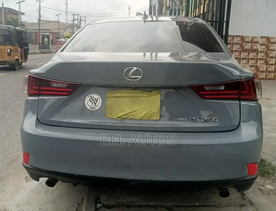 Lexus IS 2014 Gray