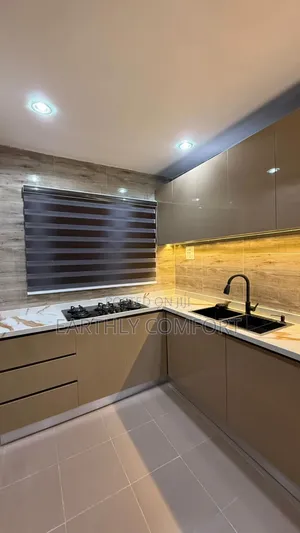 Modern Kitchen Cabinets Interior | Custom L-Shaped Kitchen Design