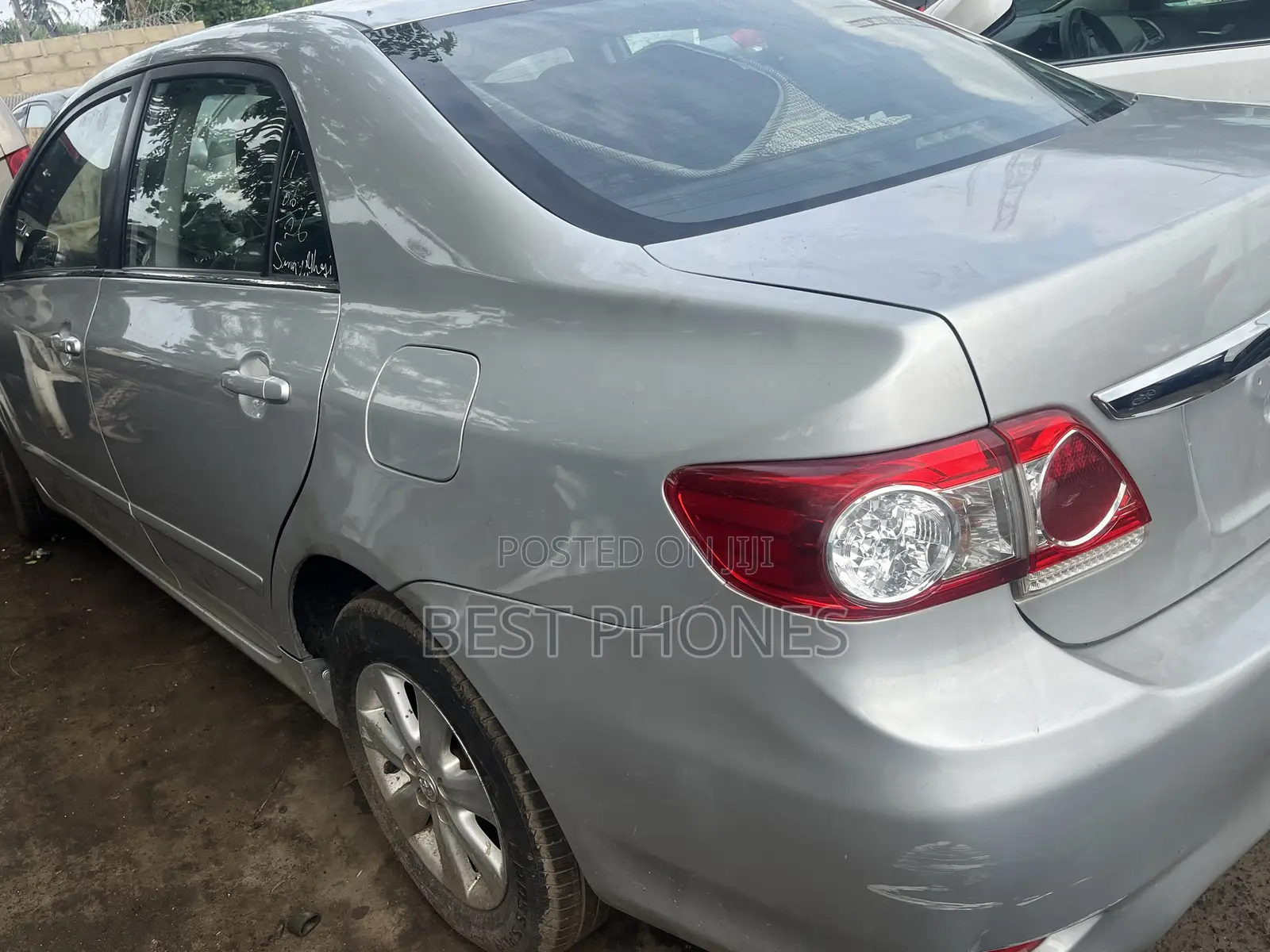 Toyota Corolla 2012 Silver