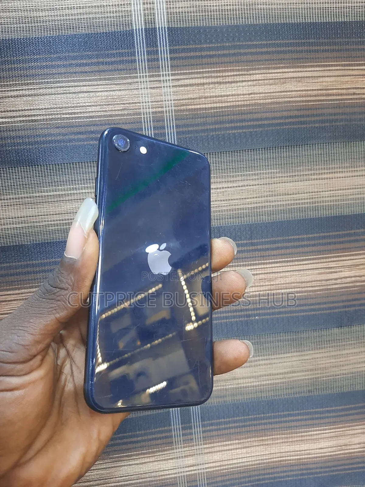 Apple iPhone SE (2022) 64 GB Blue