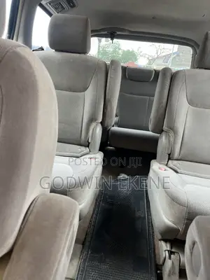 Toyota Sienna 2005