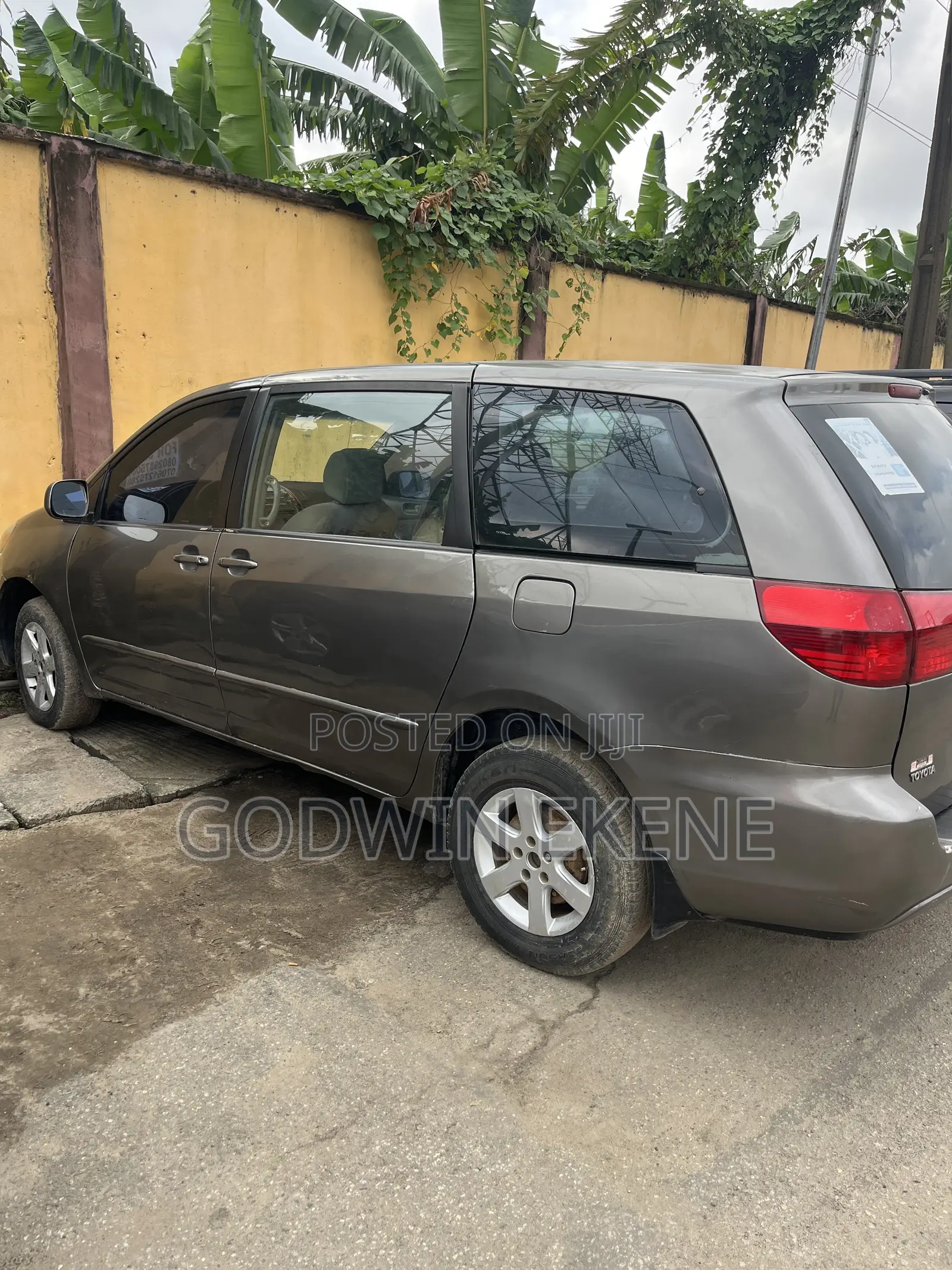 Toyota Sienna 2005