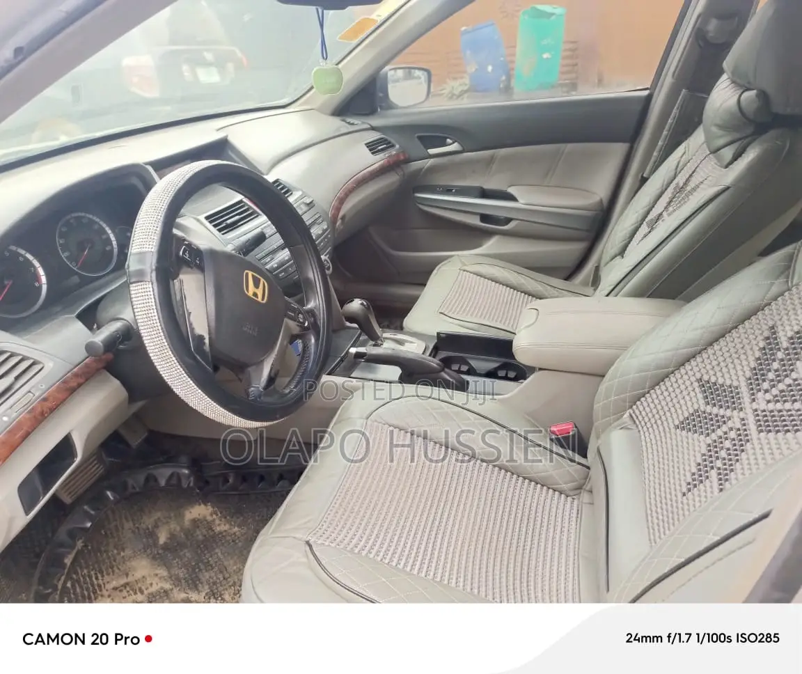 Honda Accord 2008 Silver