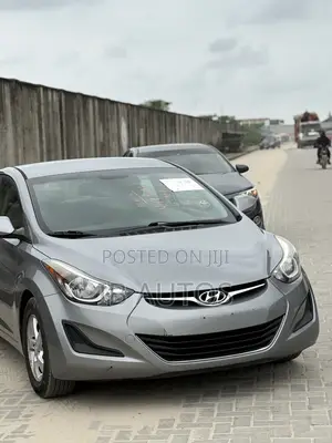 Hyundai Elantra Limited 2012 Gray