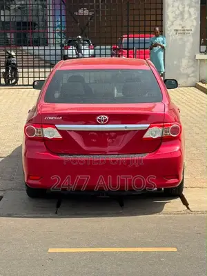 Toyota Corolla 2012 Red