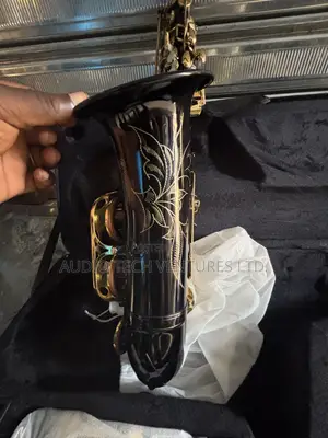 Yamaha Gold and Black Saxophone