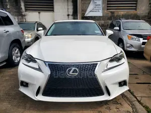 Lexus IS 350 AWD 2014 White