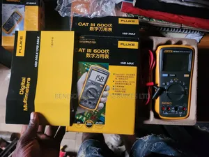 Fluke 15B Max Digital Multimeter