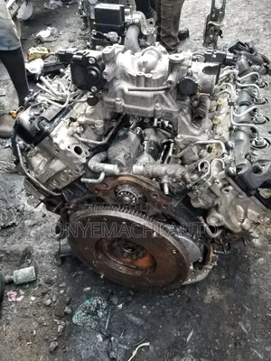 Land Cruiser 2023 Complete Engine V8