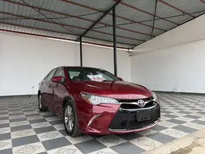 Toyota Camry 2016 Maroon