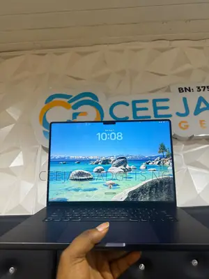 Laptop Apple MacBook Pro 2023 M3 Pro 36GB Apple M3 Pro SSD 1T