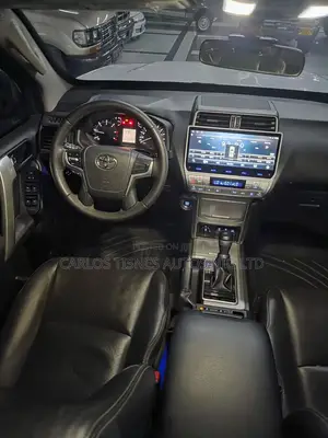 Toyota Land Cruiser Prado 2021 White