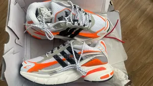 Sneakers Dhow