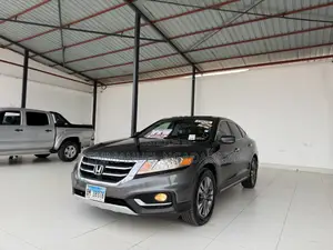 Honda Crosstour 2014 Gray