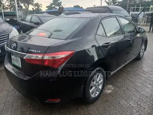 Toyota Corolla 2016 Black