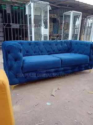 7 Seatee Luxury Sofa Set