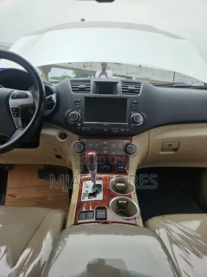 Toyota Highlander 2012 White
