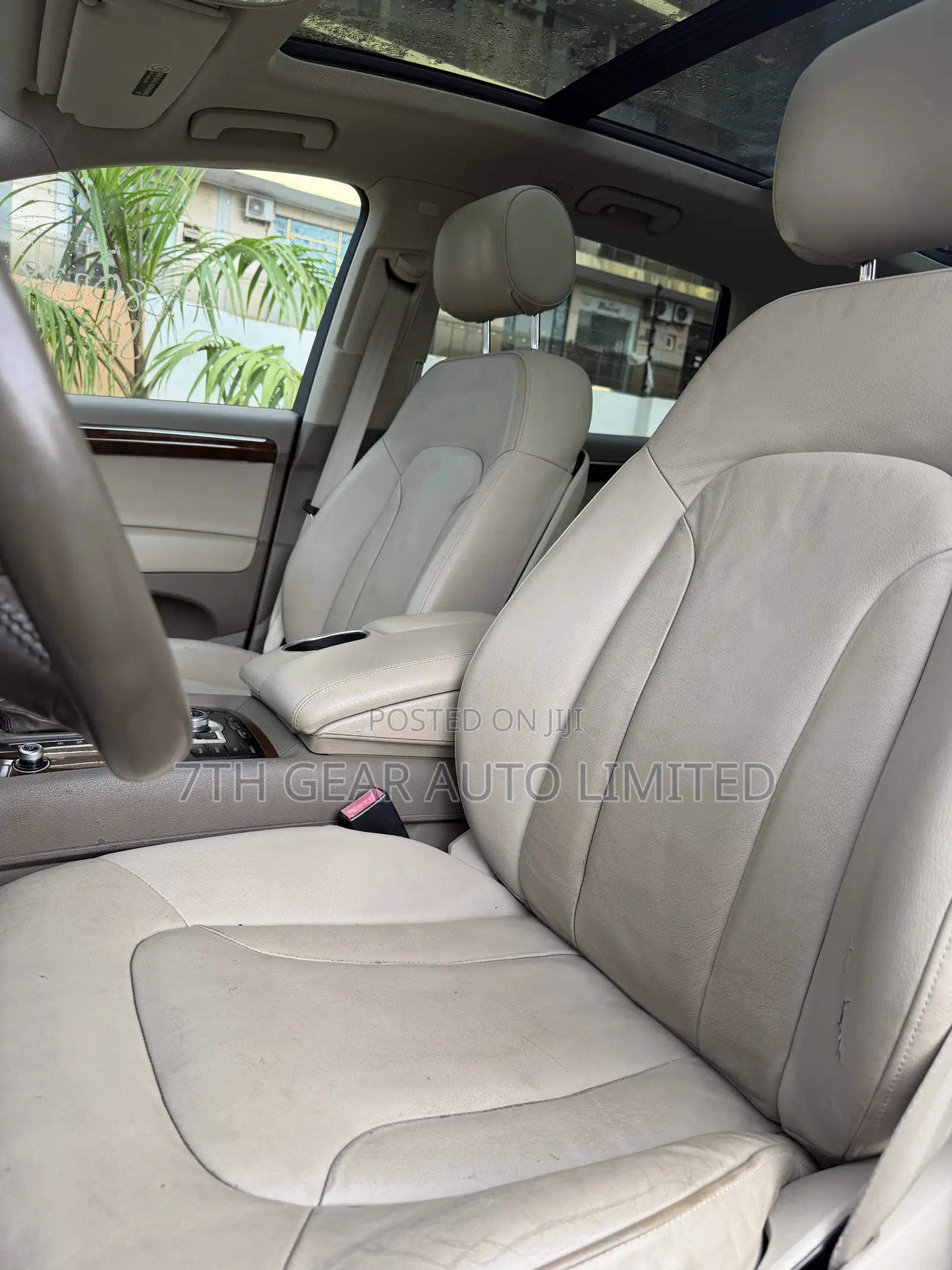 Audi Q7 2011 Black