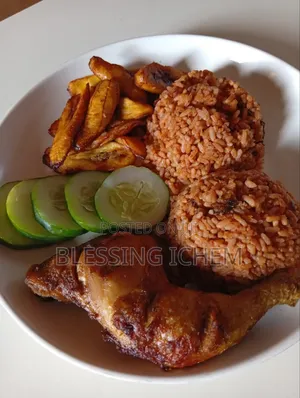 Smokey Party Jollof Rice, Plantain and Chicken Lap