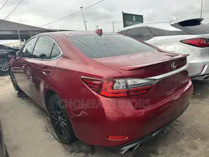 Lexus ES 2016 Red