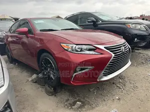 Lexus ES 2016 Red