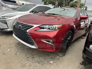 Lexus ES 2016 Red