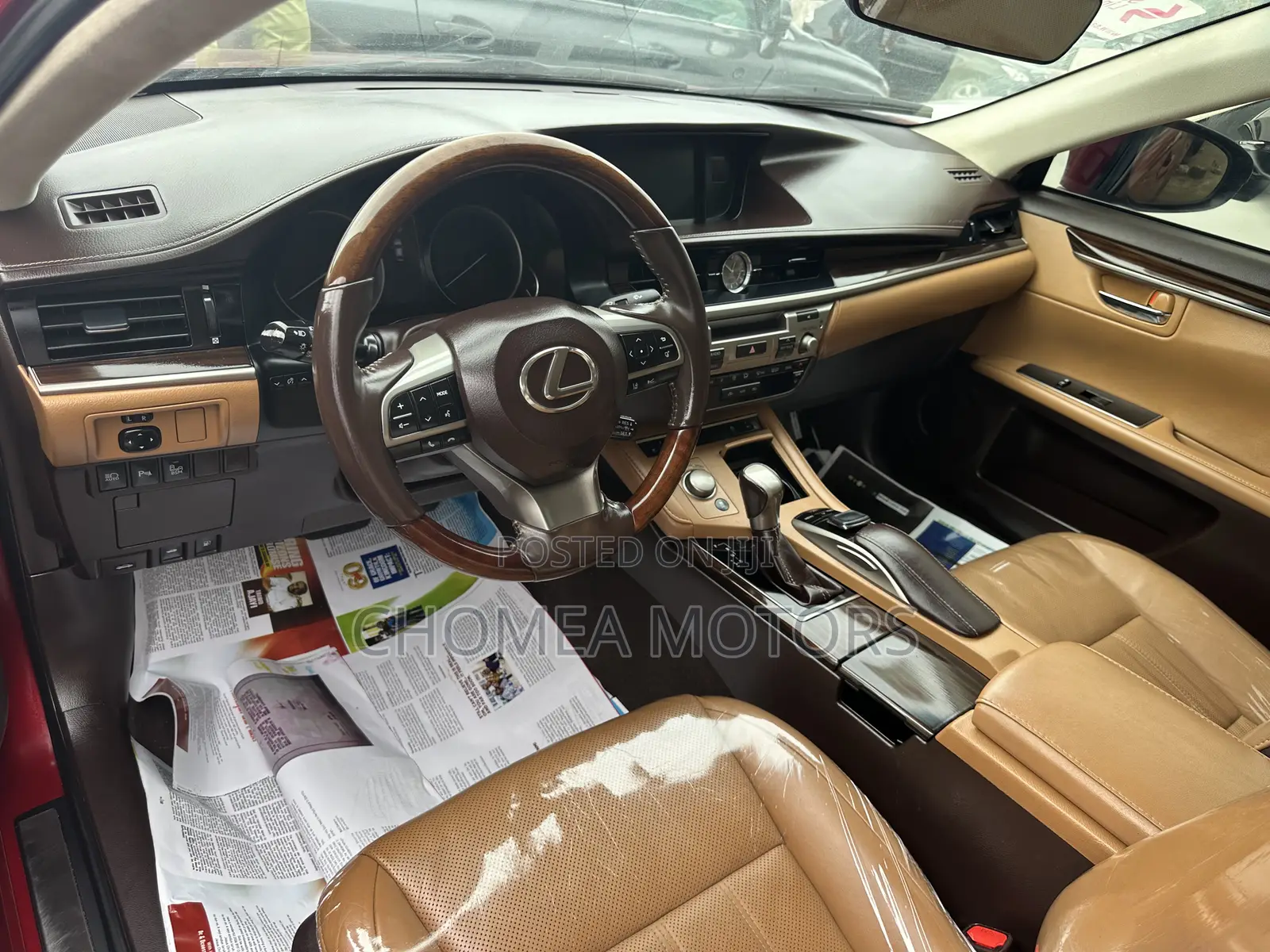 Lexus ES 2016 Red