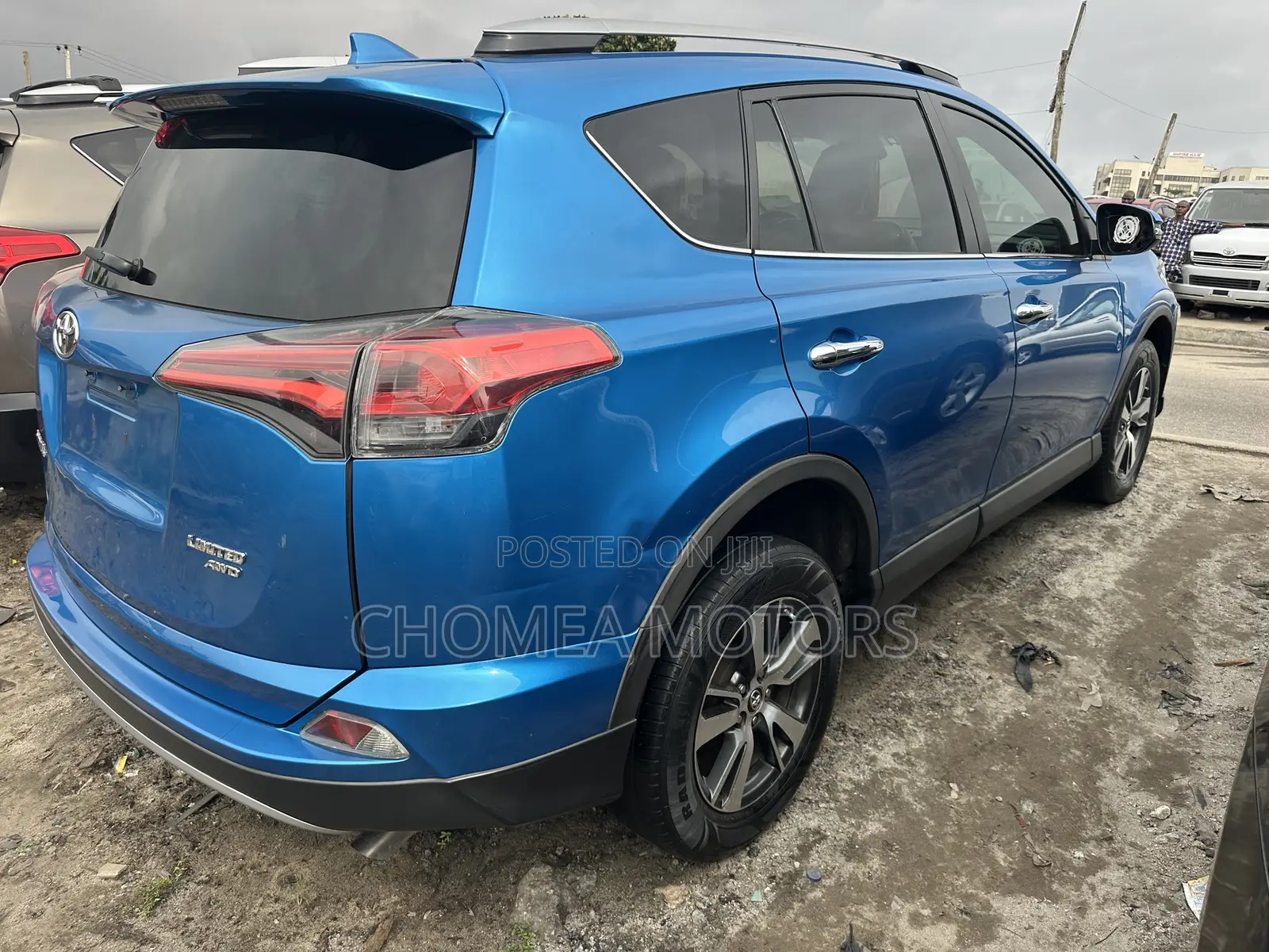 Toyota RAV4 2017 Blue