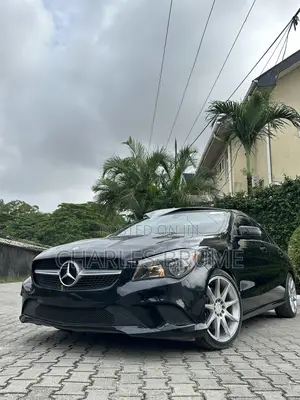 Mercedes-Benz C250 2015 Black