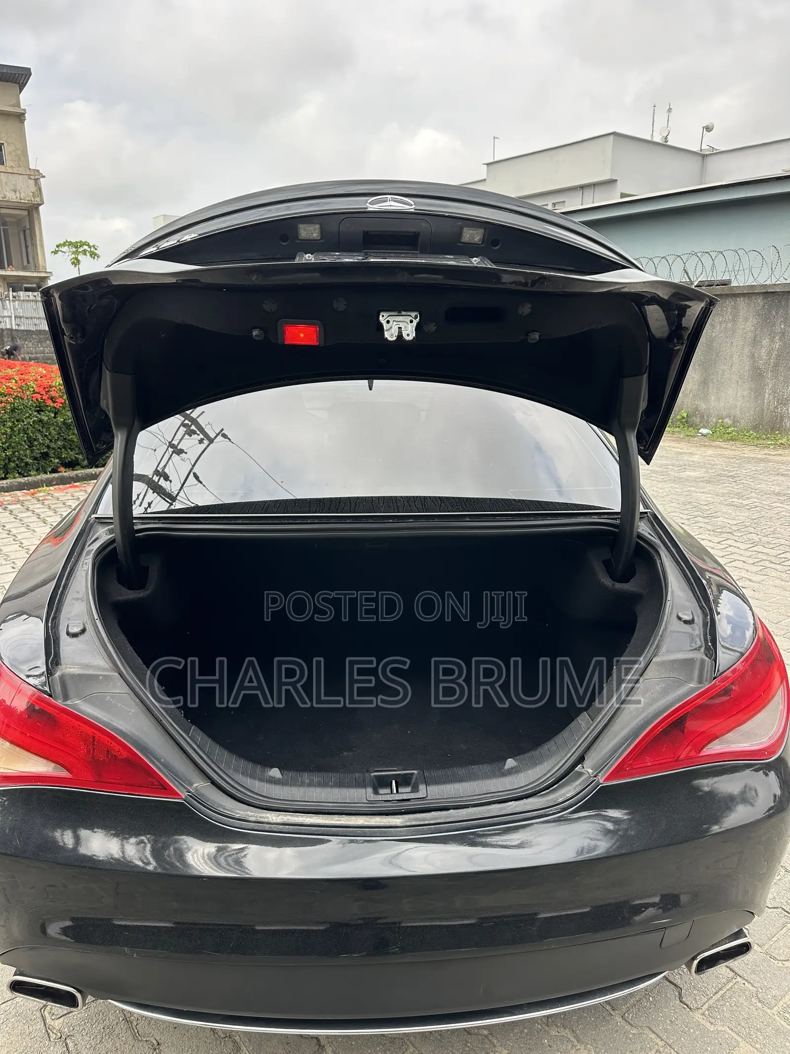 Mercedes-Benz C250 2015 Black