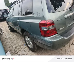 Toyota Highlander 2005 Green