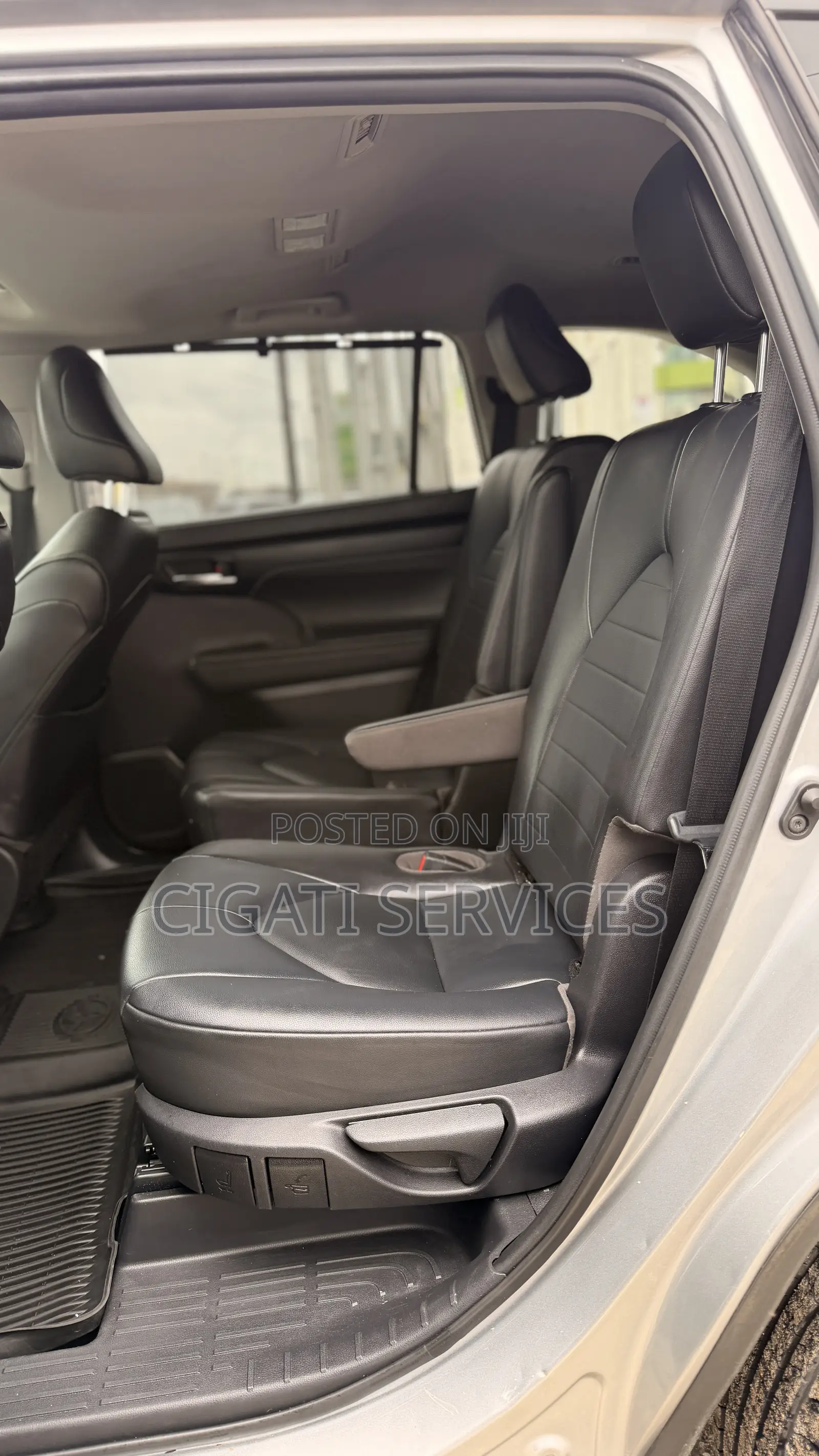 Toyota Highlander XLE AWD 2020 Silver