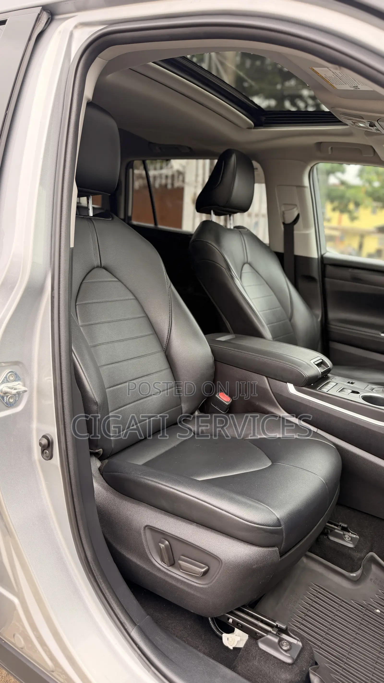 Toyota Highlander XLE AWD 2020 Silver