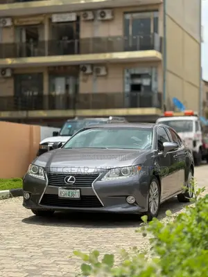 Lexus ES 350 FWD 2015 Gray