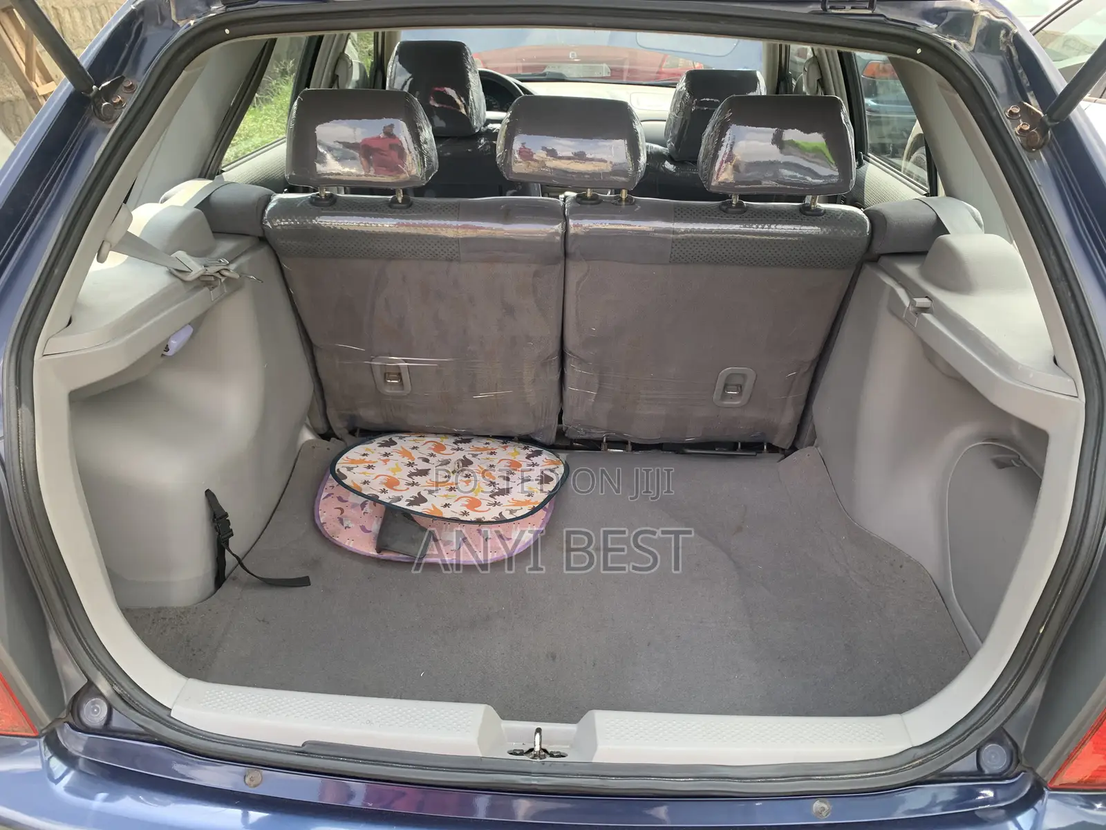 Mazda 323 2004 Blue