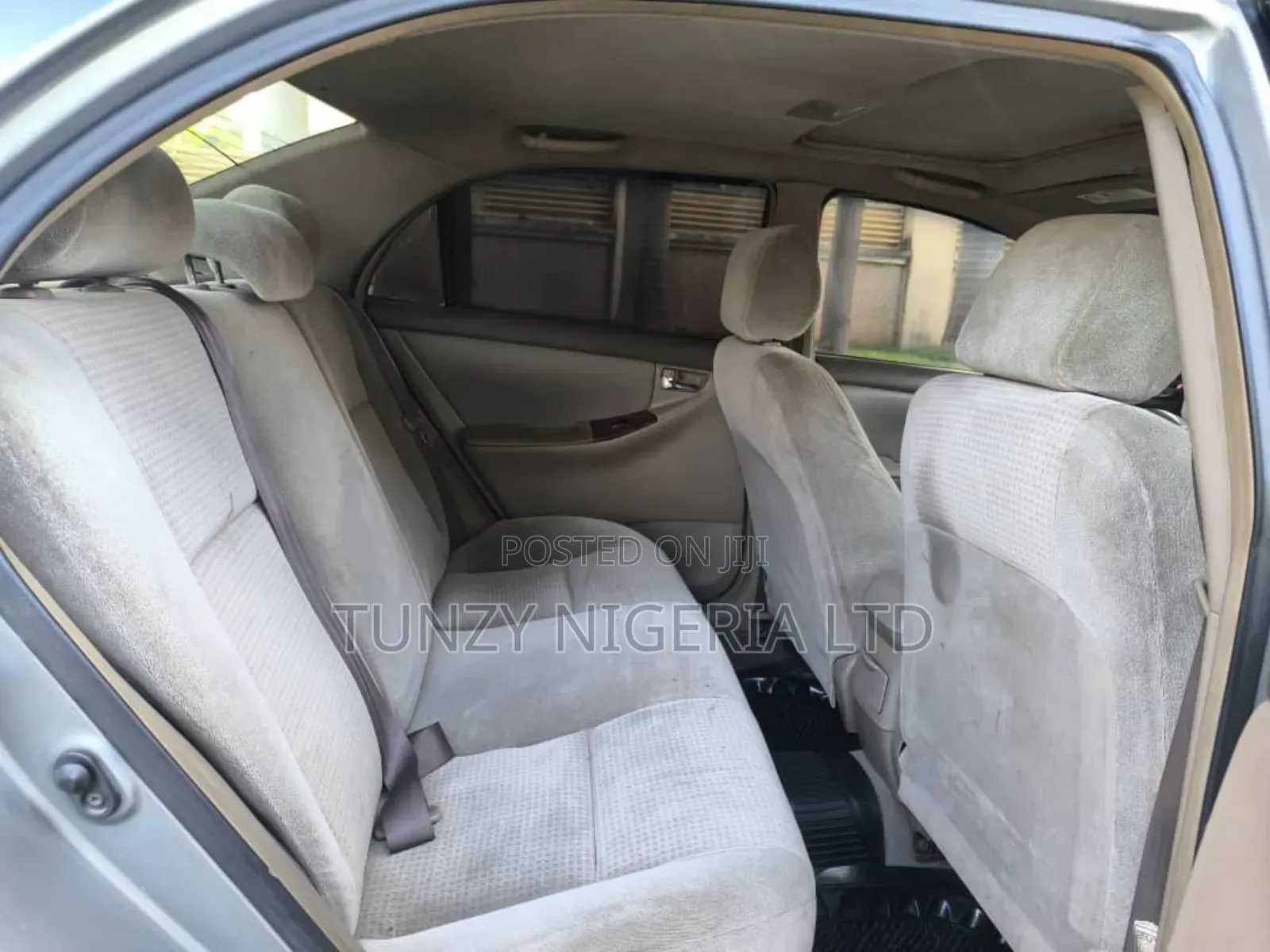 Toyota Corolla 2004 Gray